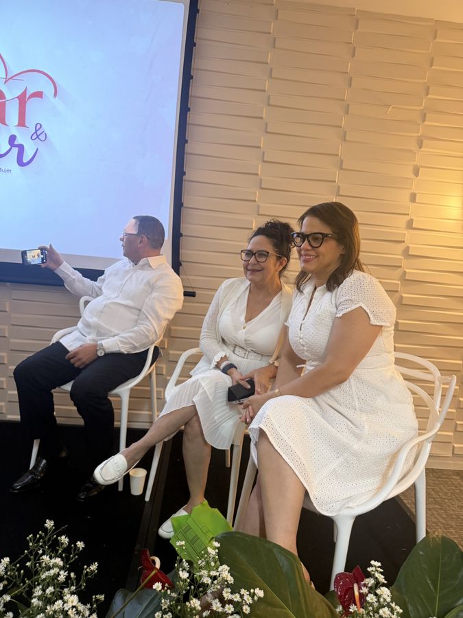 Panel del congreso, Congreso Diseñados para Amar y Servir